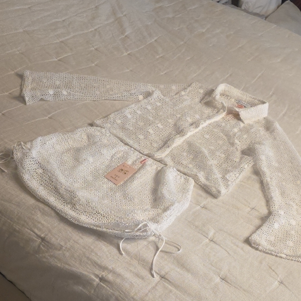 White Lace Two-Piece Skirt Set — Elegant Button-Up Crop Top & Drawstring Skirt